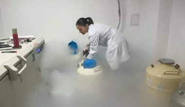 Надя Петрова защити дисертационен труд